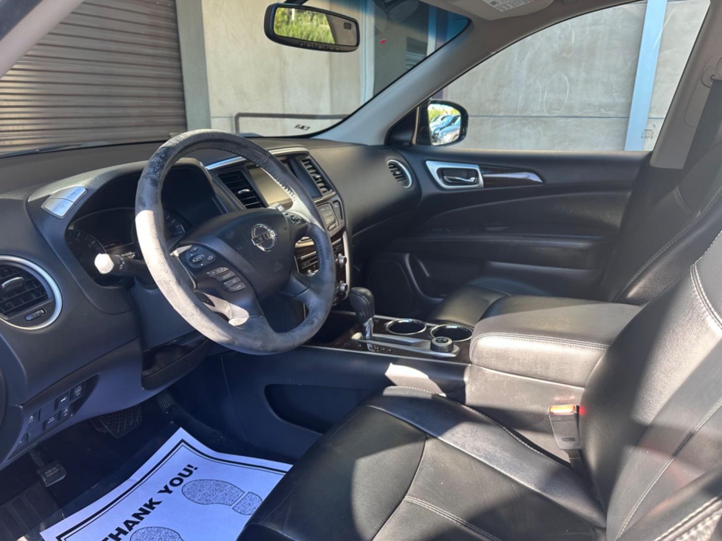 2015 Silver Nissan Pathfinder (5N1AR2MM6FC) , AUTOMATIC transmission, located at 30 S. Berkeley Avenue, Pasadena, CA, 91107, (626) 248-7567, 34.145447, -118.109398 - Crown City Motors is a used “Buy Here Pay Here” car dealer in Pasadena CA. “Buy Here Pay Here” financing, means that when you purchase your vehicle from our dealership, that you make the payments to the dealership as well. We do not need the banks approval to get you approved for a used auto - Photo#5